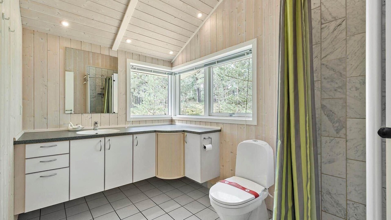 Photo of Bathroom in Pedersker