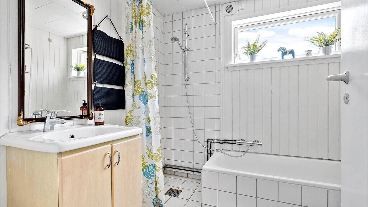 Photo of Bathroom in Østermarie