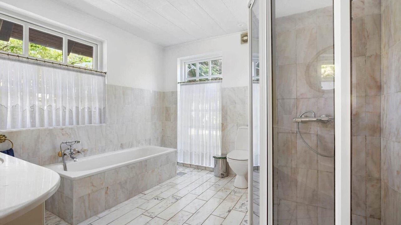 Photo of Bathroom in Tejn
