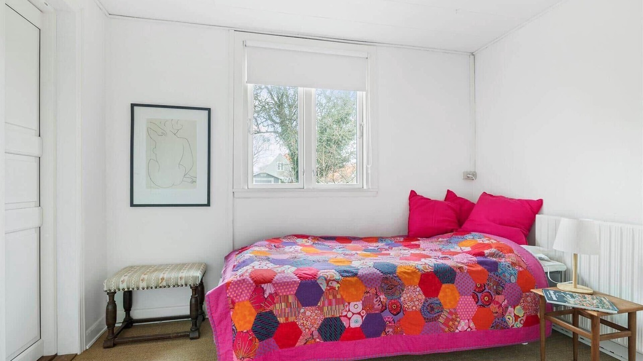 Photo of Bedroom in Listed