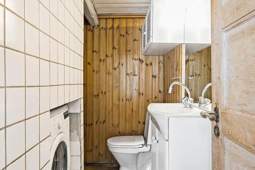 Photo of Bathroom in Holloselund