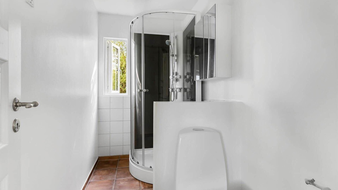 Photo of Bathroom in Holloselund