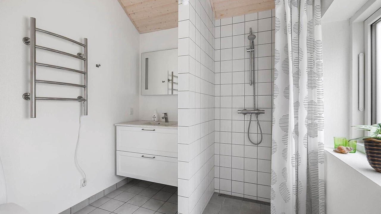 Photo of Bathroom in Pedersker