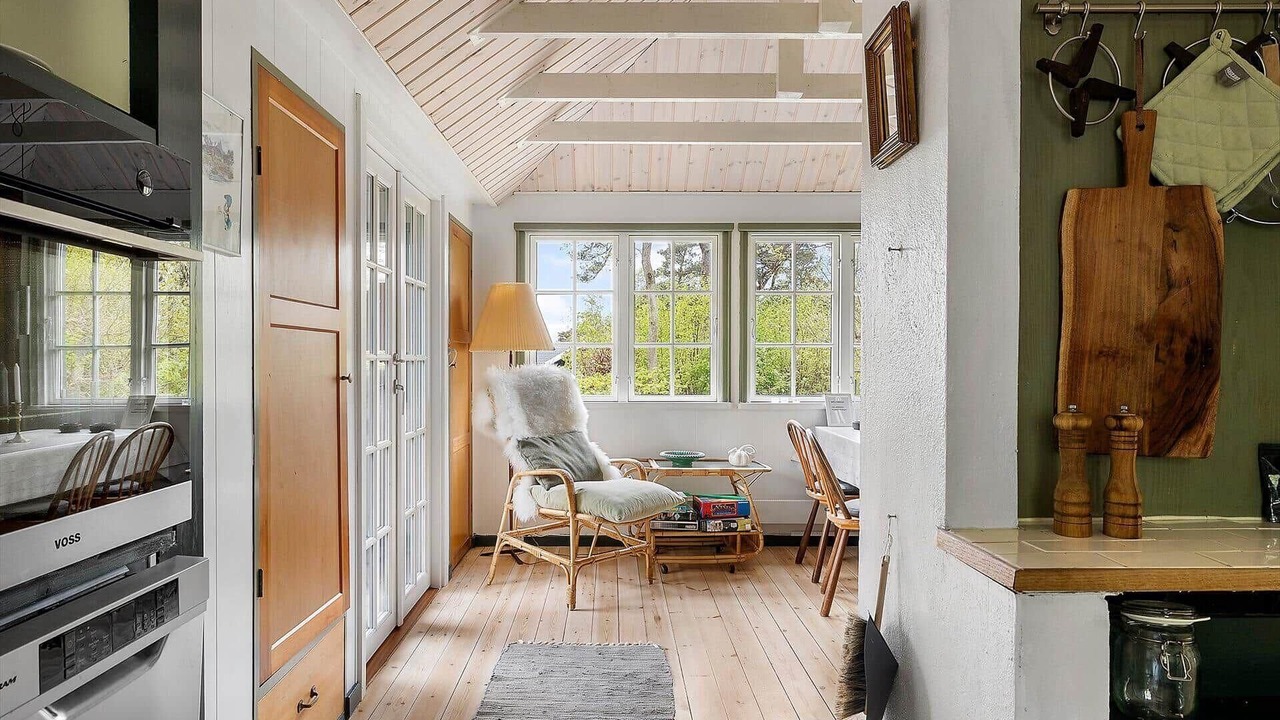 Photo of Others in Boderne