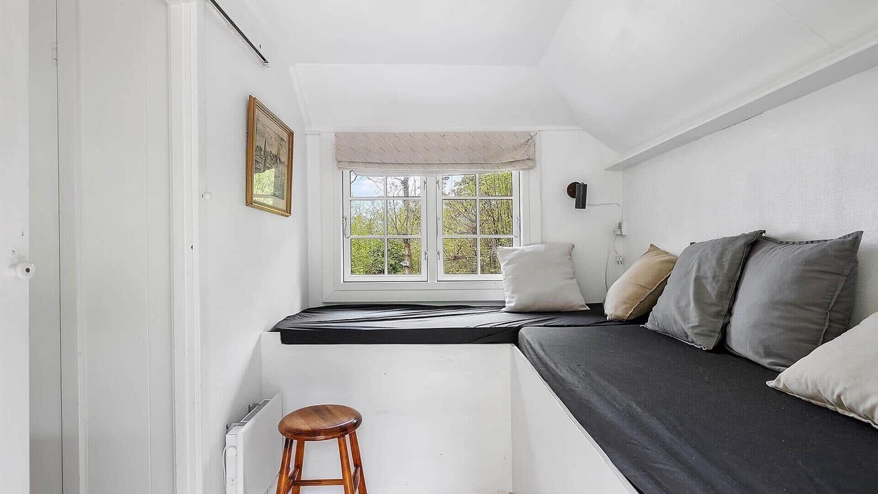 Photo of Others in Boderne