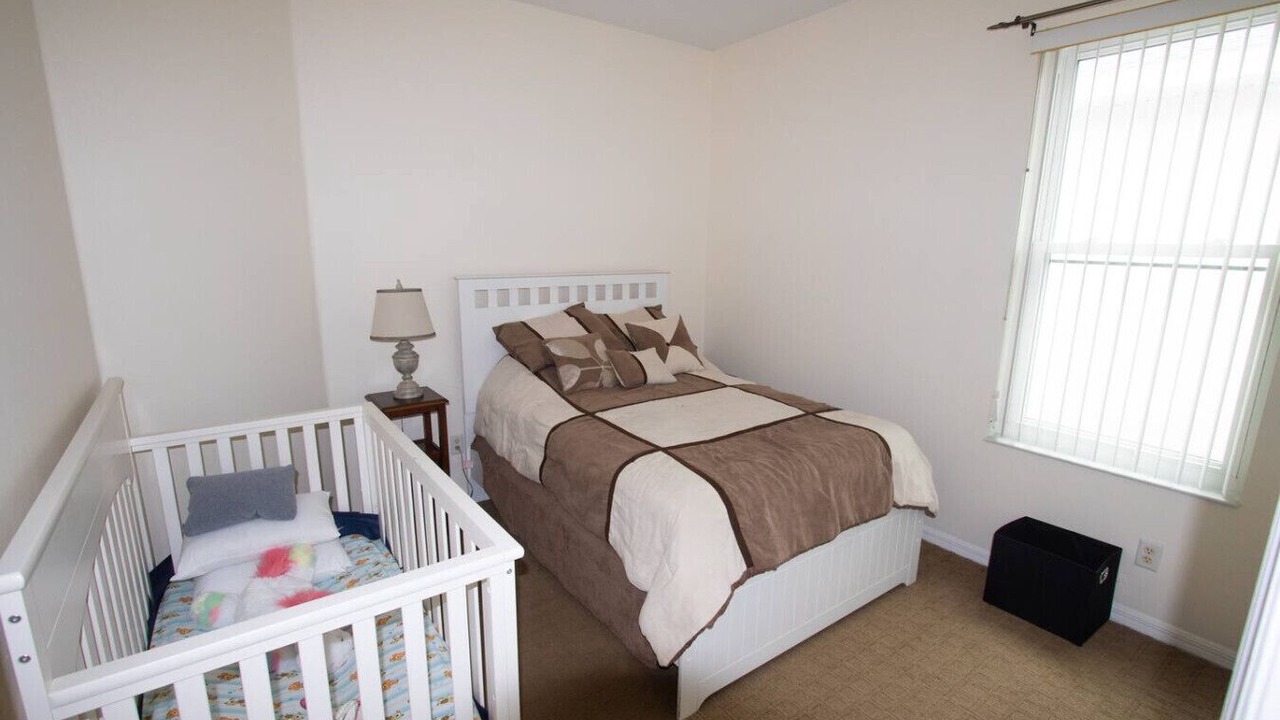 Photo of Bedroom in Crystal Cove