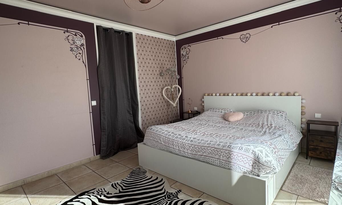 Photo of Bedroom in Puimisson