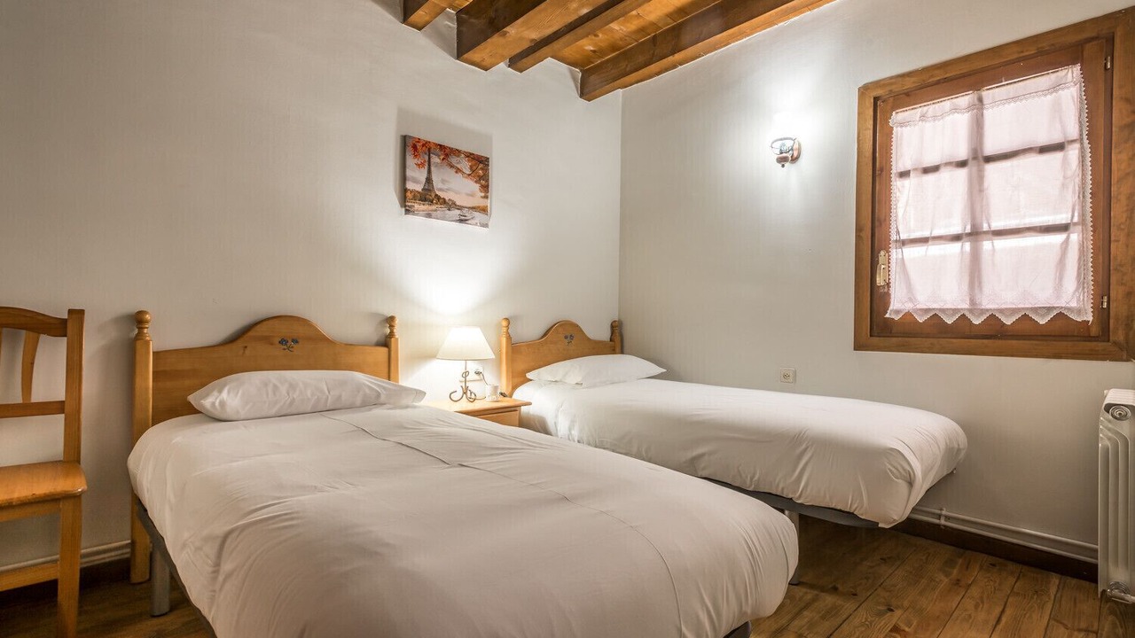 Photo of Bedroom in Pujo