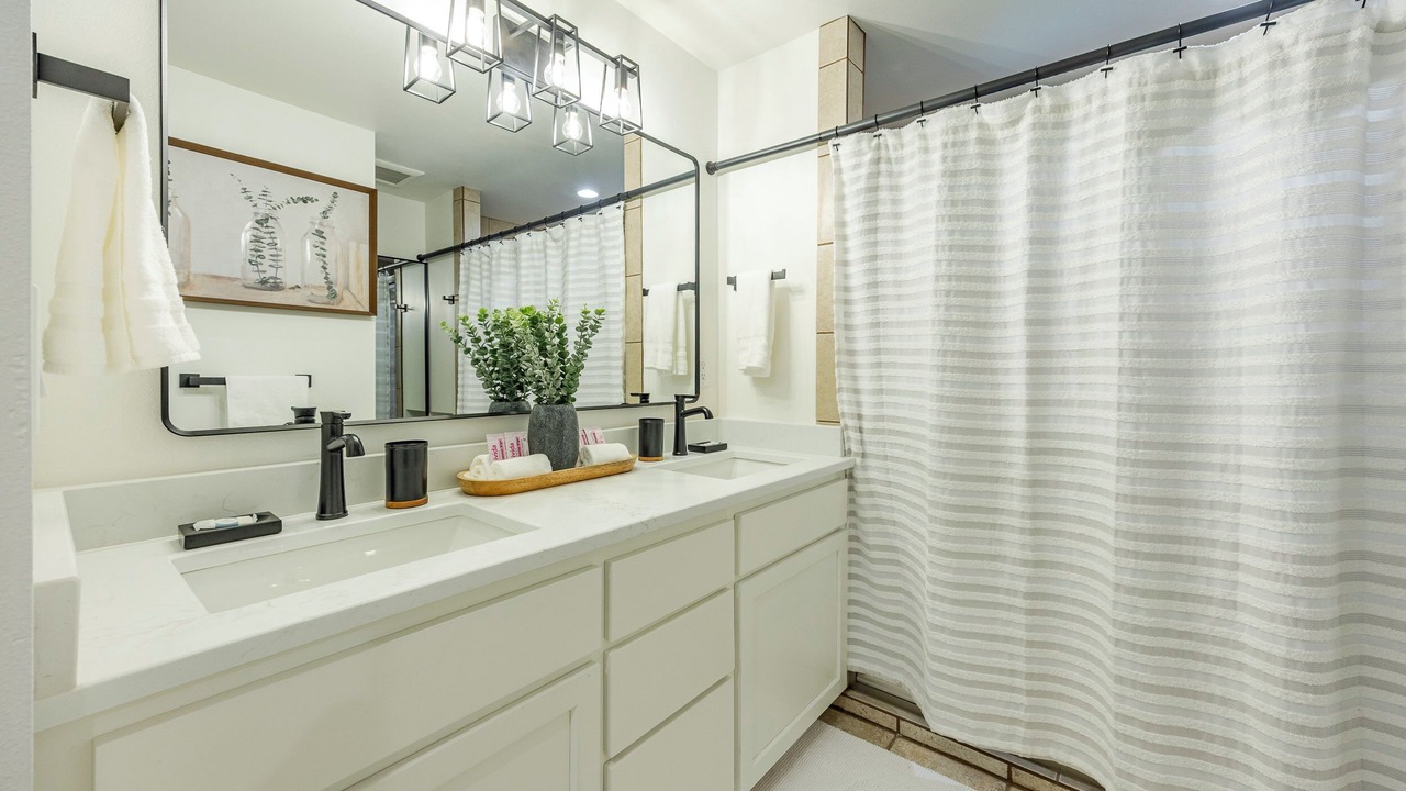 Photo of Bathroom in Cal Young