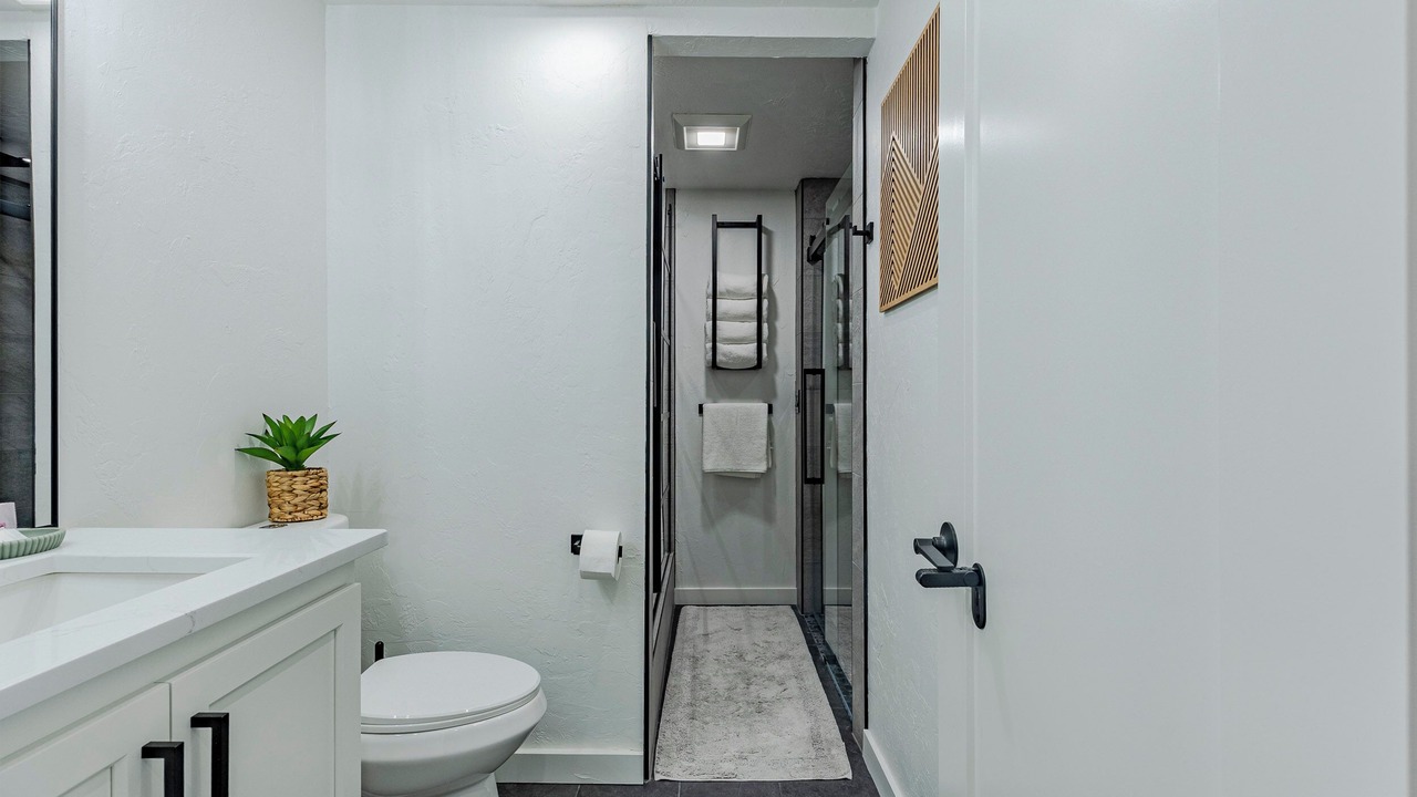 Photo of Bathroom in Cal Young