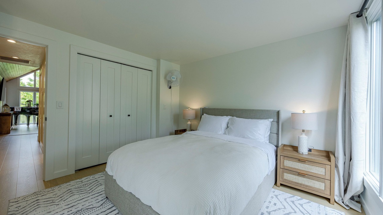 Photo of Bedroom in Cal Young