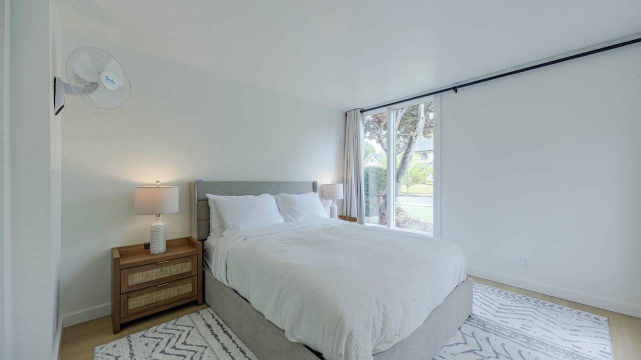 Photo of Bedroom in Cal Young