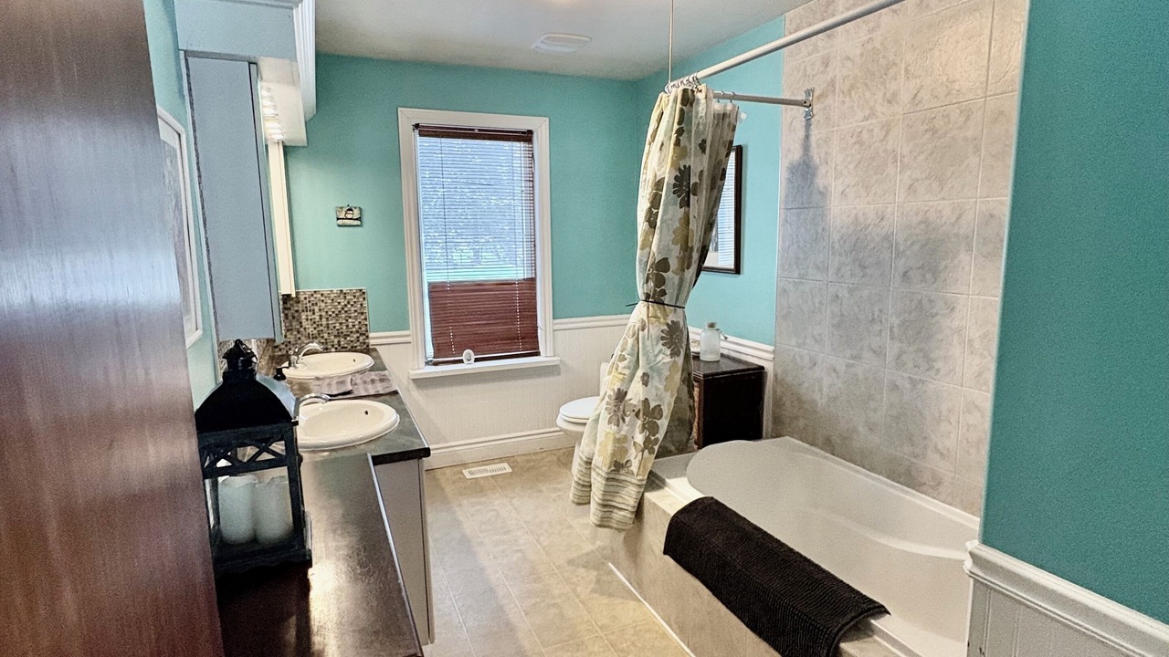 Photo of Bathroom in Martintown