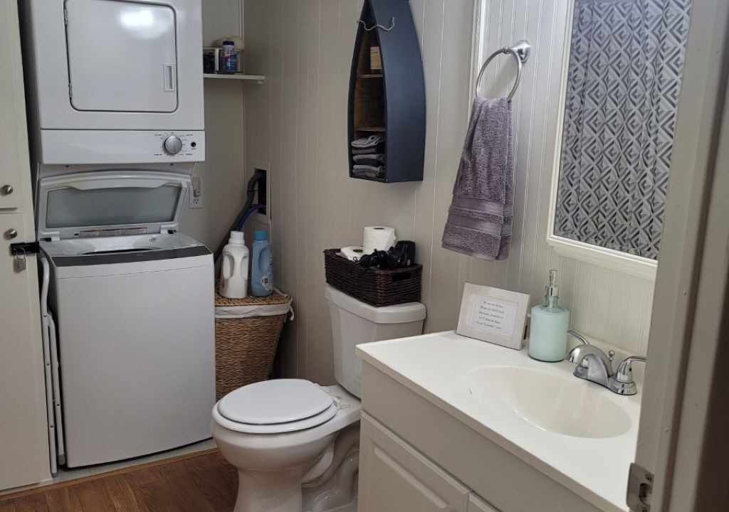 Photo of Bathroom in Park Hill