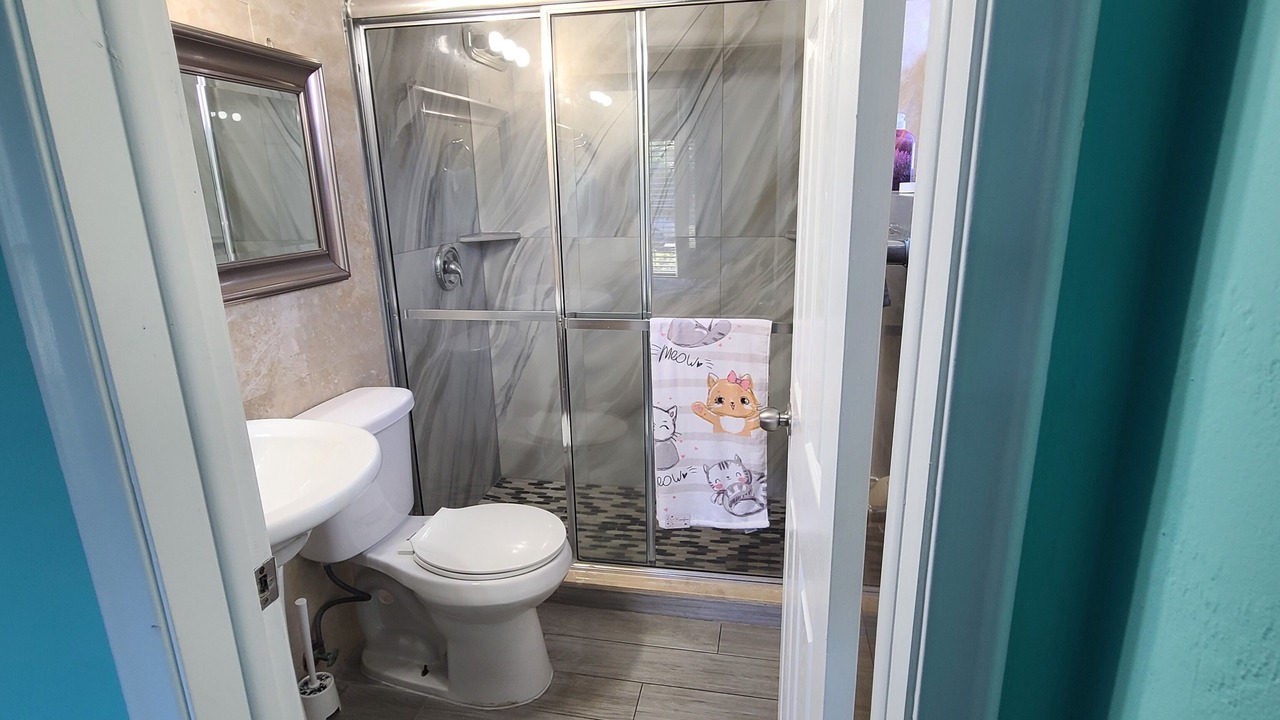 Photo of Bathroom in Coral Springs