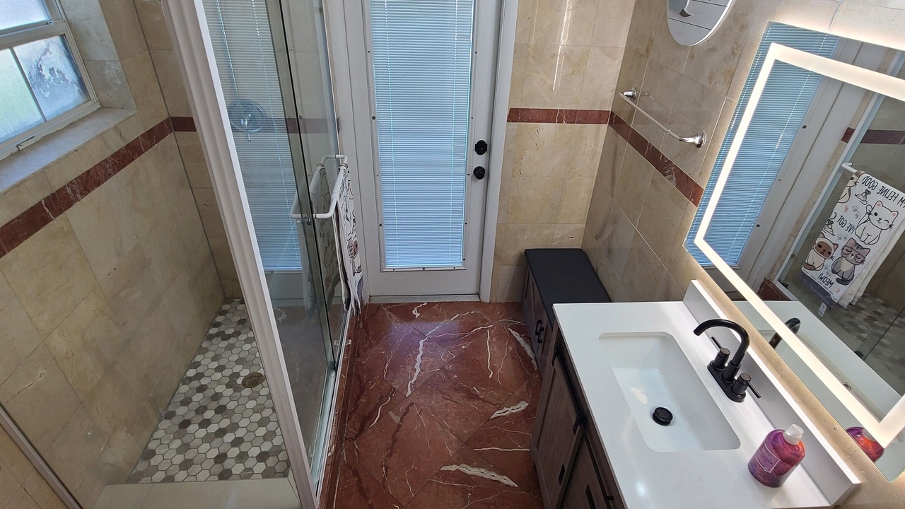 Photo of Bathroom in Coral Springs
