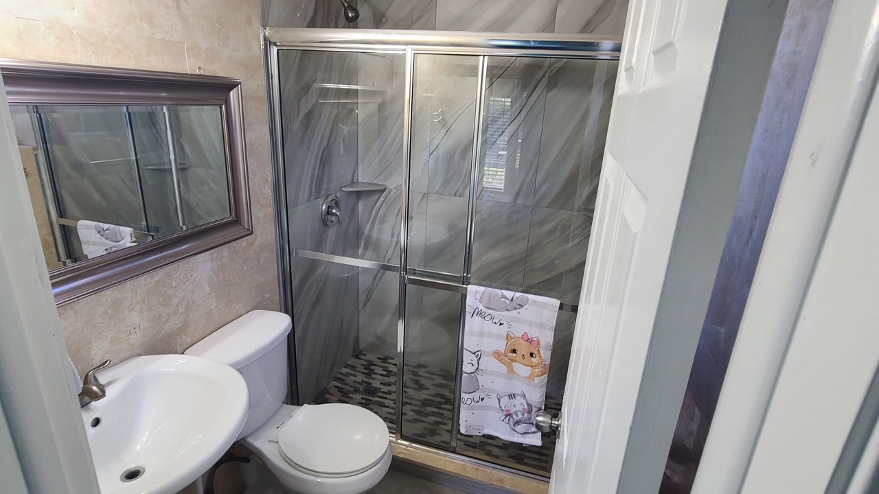 Photo of Bathroom in Coral Springs