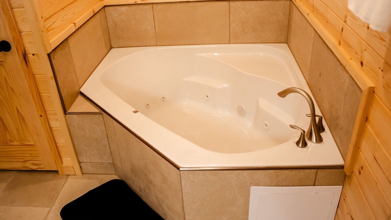 Photo of Bathroom in Linn
