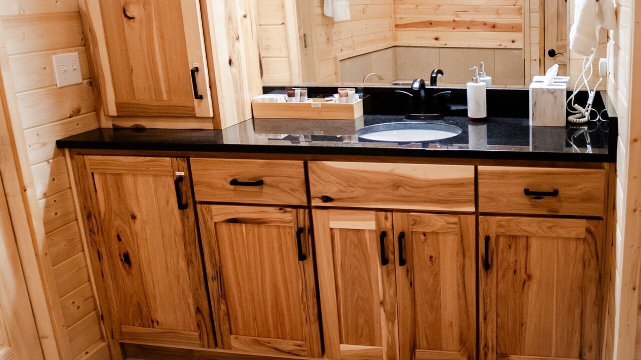 Photo of Bathroom in Linn