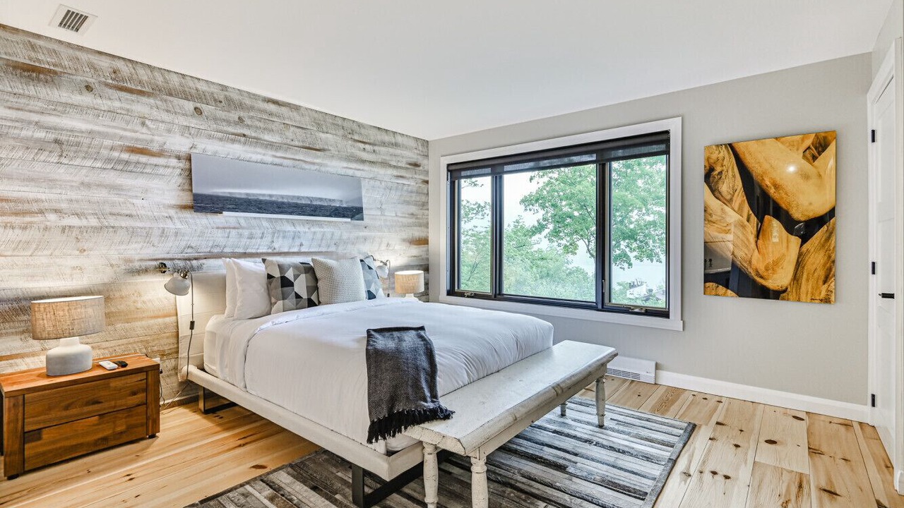 Photo of Bedroom in Mont-Tremblant