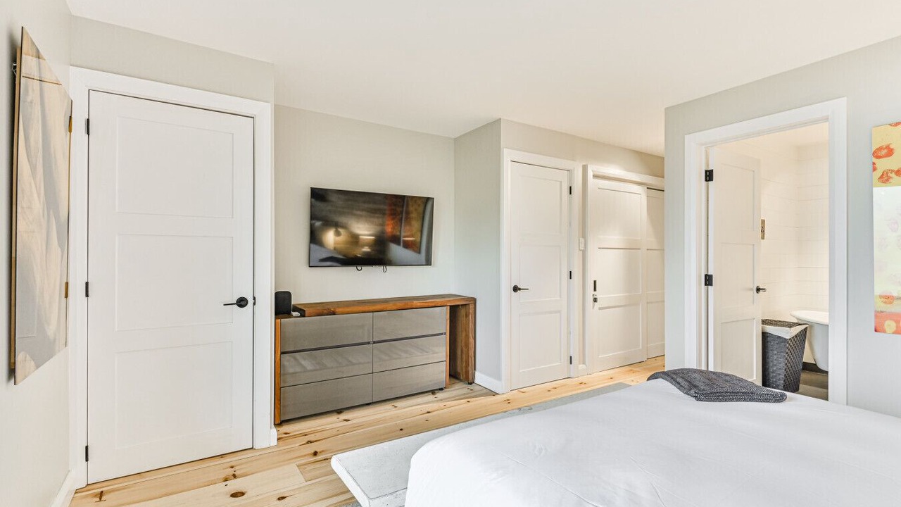 Photo of Bedroom in Mont-Tremblant