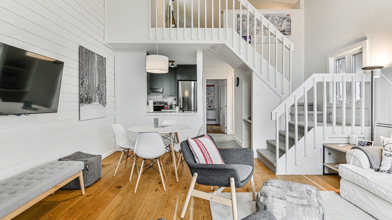 Photo of Livingroom in Mont-Tremblant