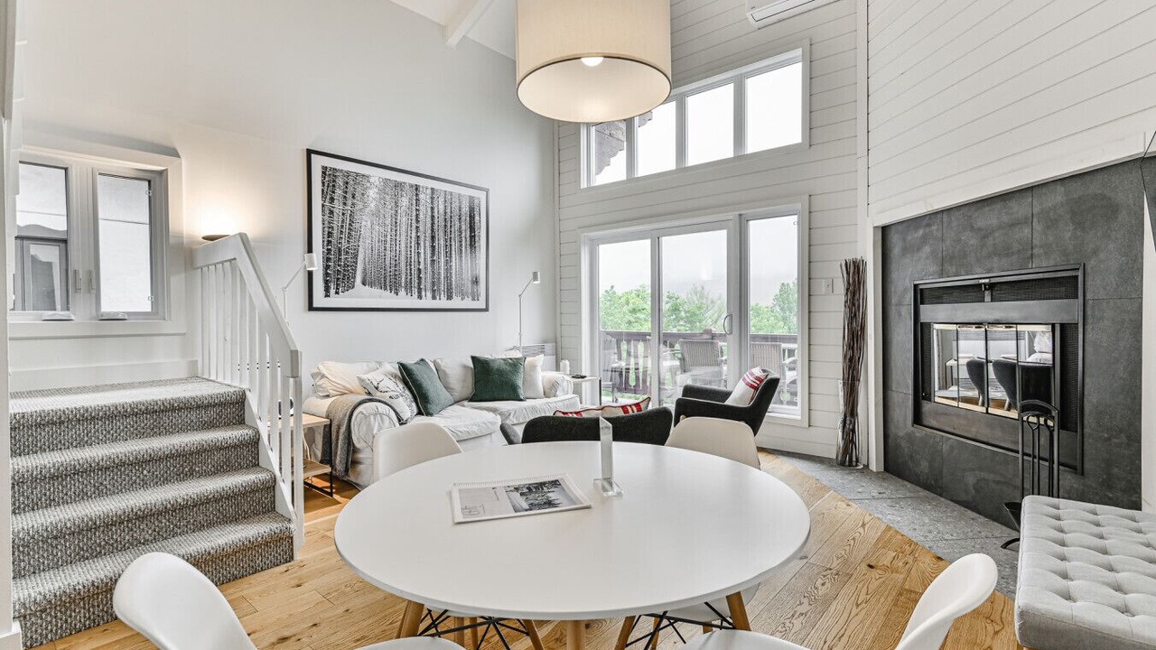 Photo of Livingroom in Mont-Tremblant