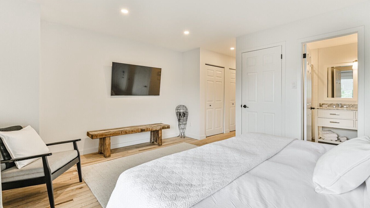 Photo of Bedroom in Mont-Tremblant