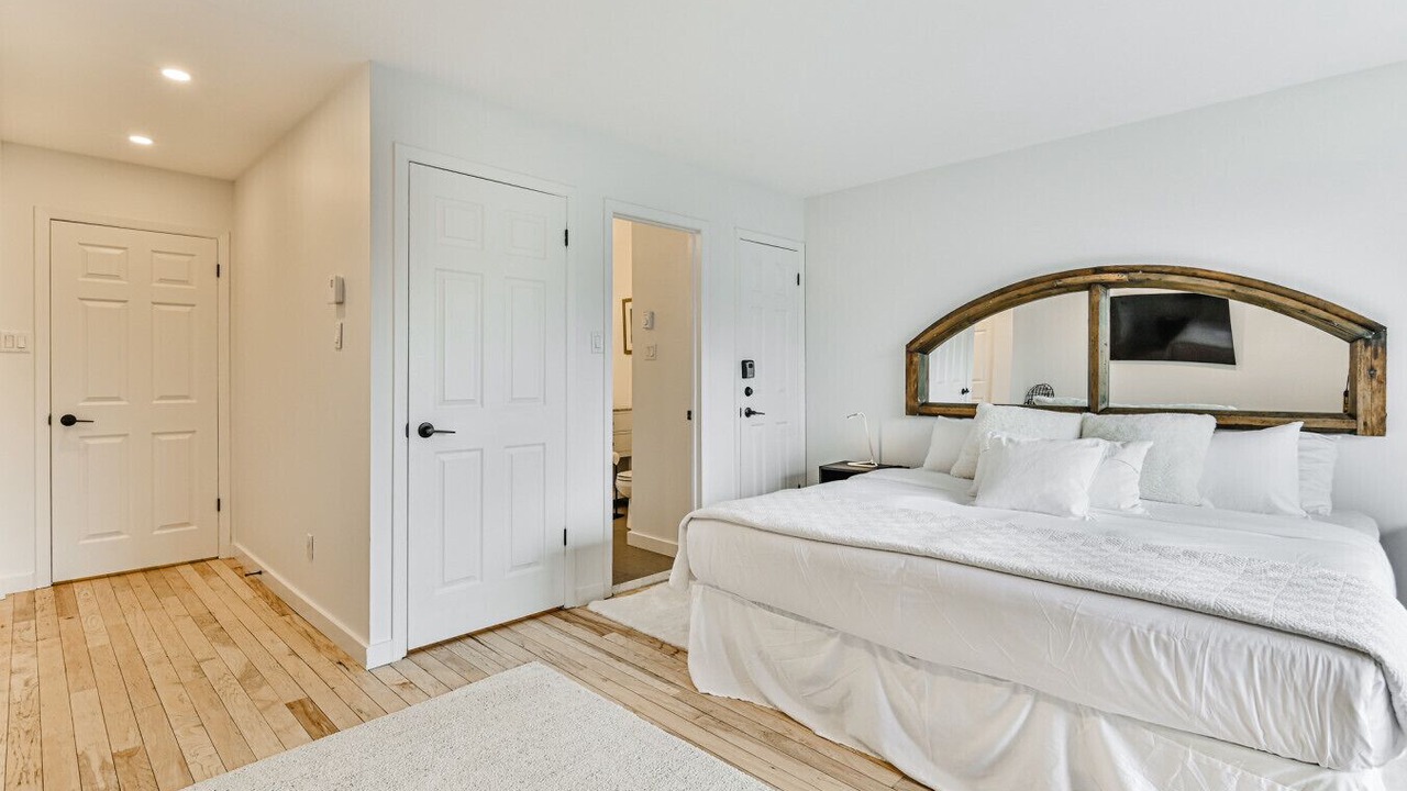Photo of Bedroom in Mont-Tremblant