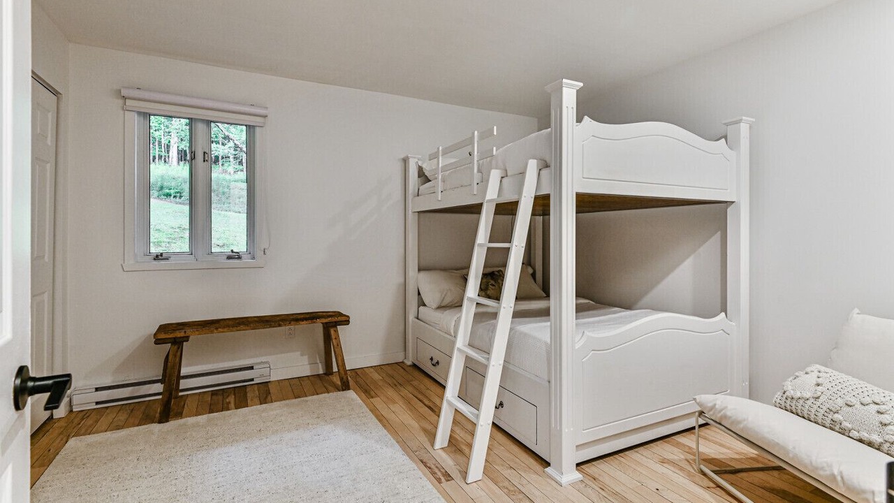 Photo of Bedroom in Mont-Tremblant
