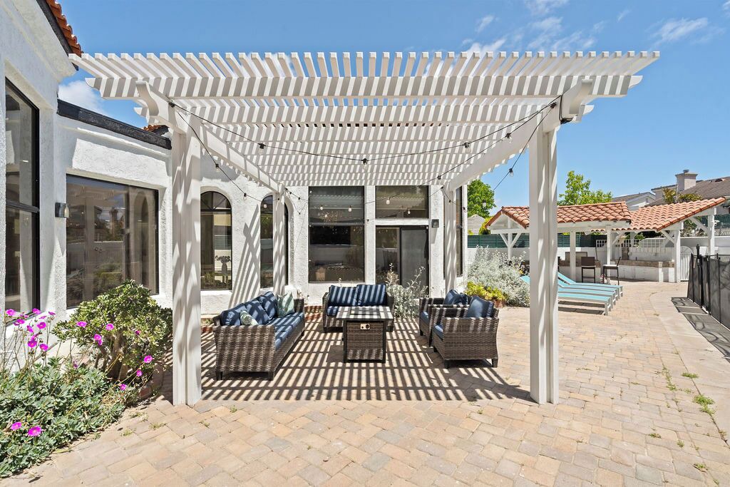 Photo of Patio Balcony in Huntington Beach