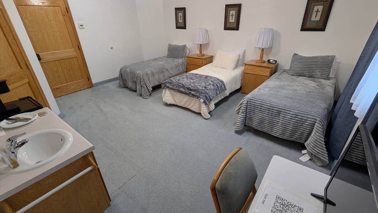 Photo of Bedroom in Hot Springs