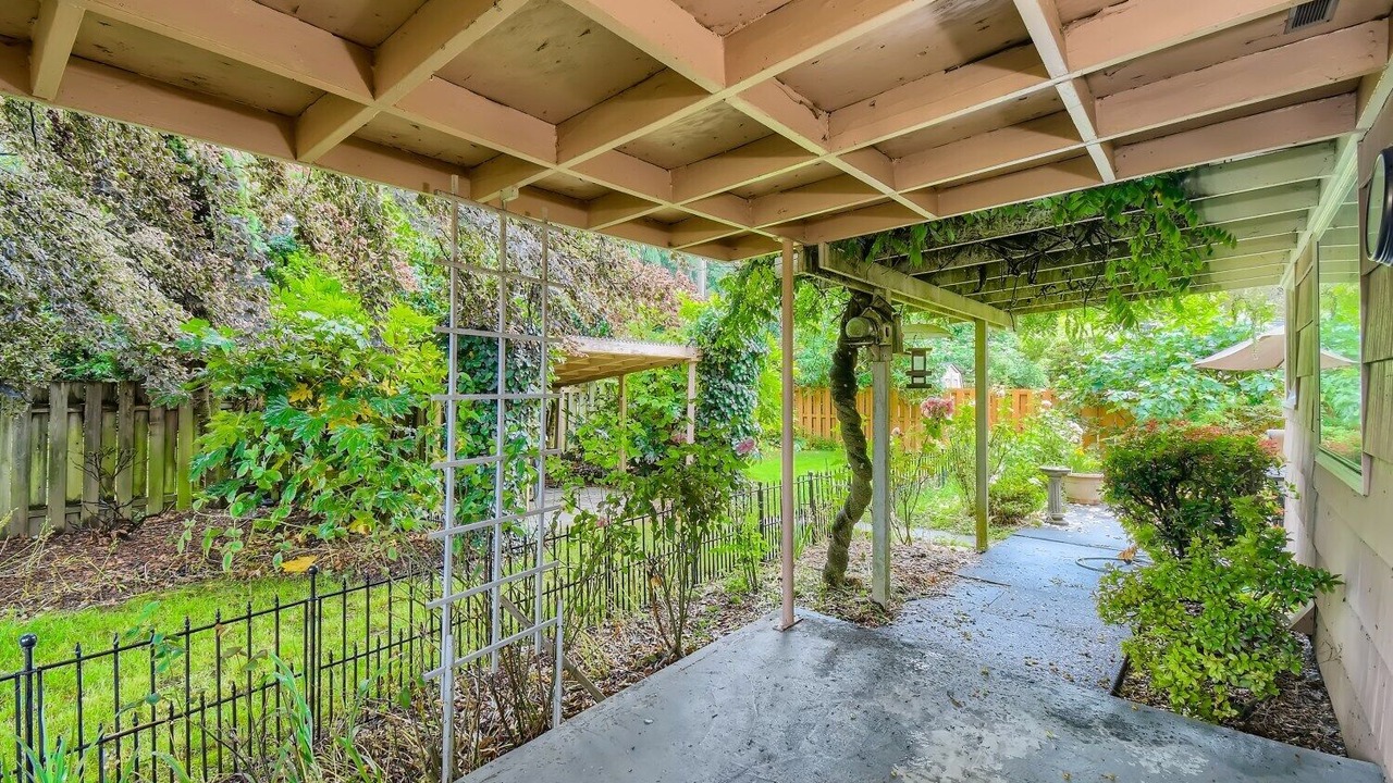 Photo of Outdoor in North Gresham
