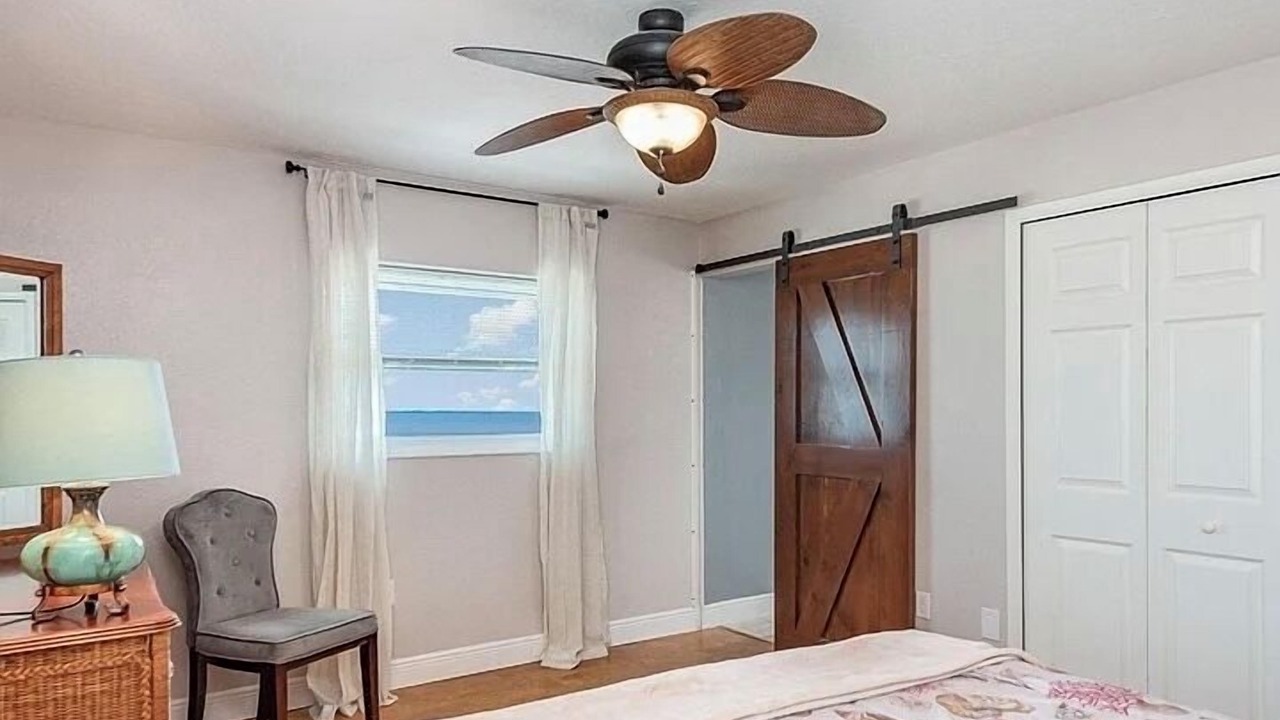 Photo of Bedroom in Titusville