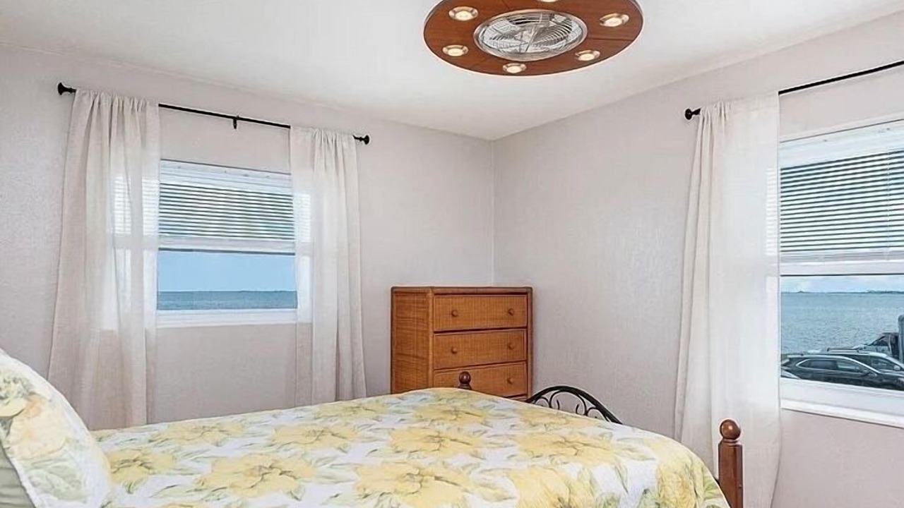 Photo of Bedroom in Titusville