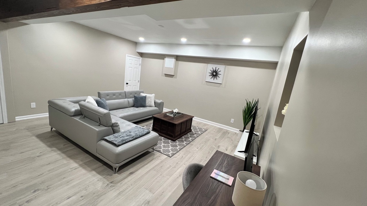 Photo of Livingroom in Lawrenceville