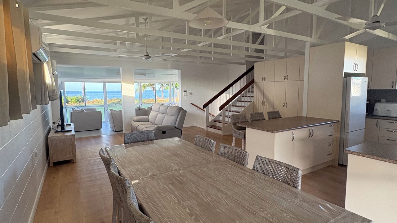 Photo of Others in Lucinda