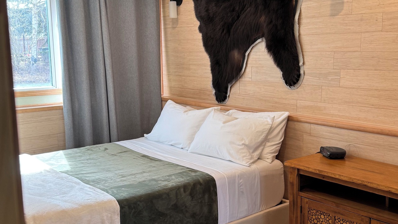 Photo of Bedroom in Northeast Anchorage
