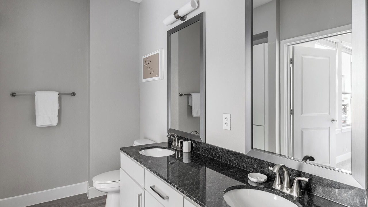 Photo of Bathroom in Allen