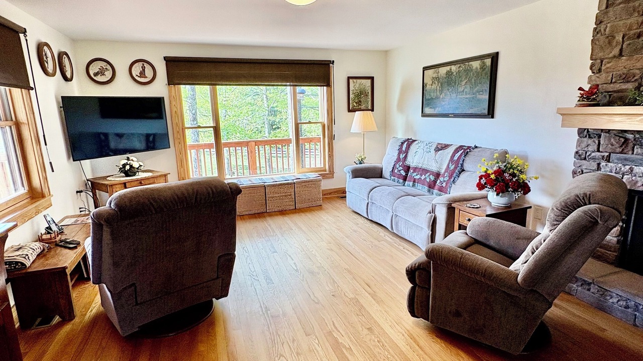 Photo of Livingroom in Piper Gap