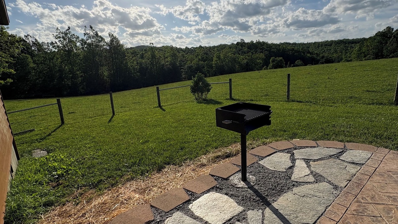 Photo of Outdoor in Piper Gap