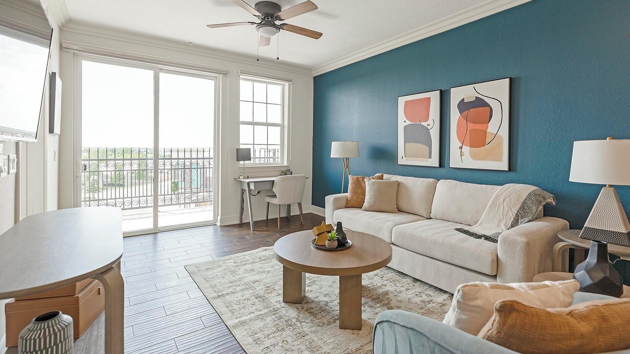 Photo of Livingroom in Overland Park