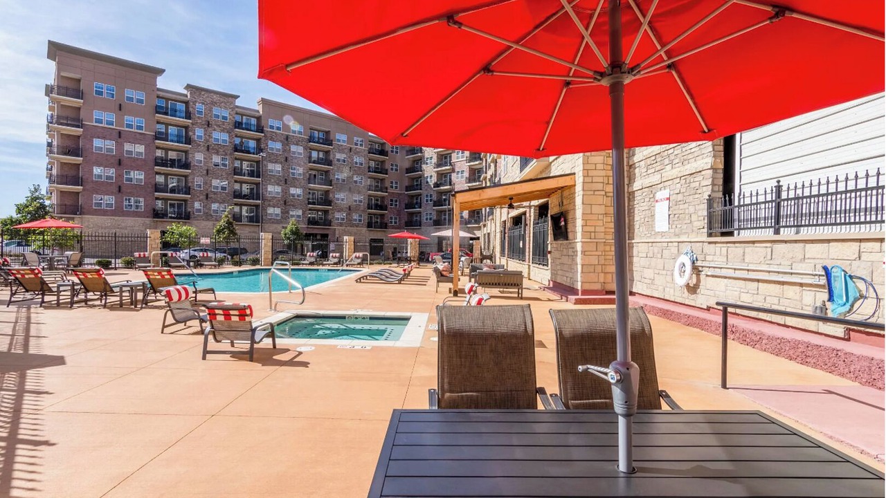 Photo of Outdoor in Overland Park