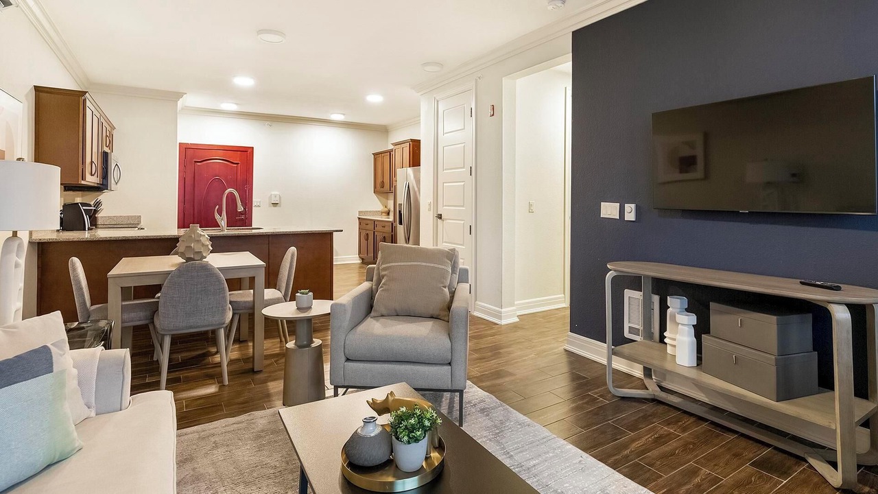 Photo of Livingroom in Overland Park