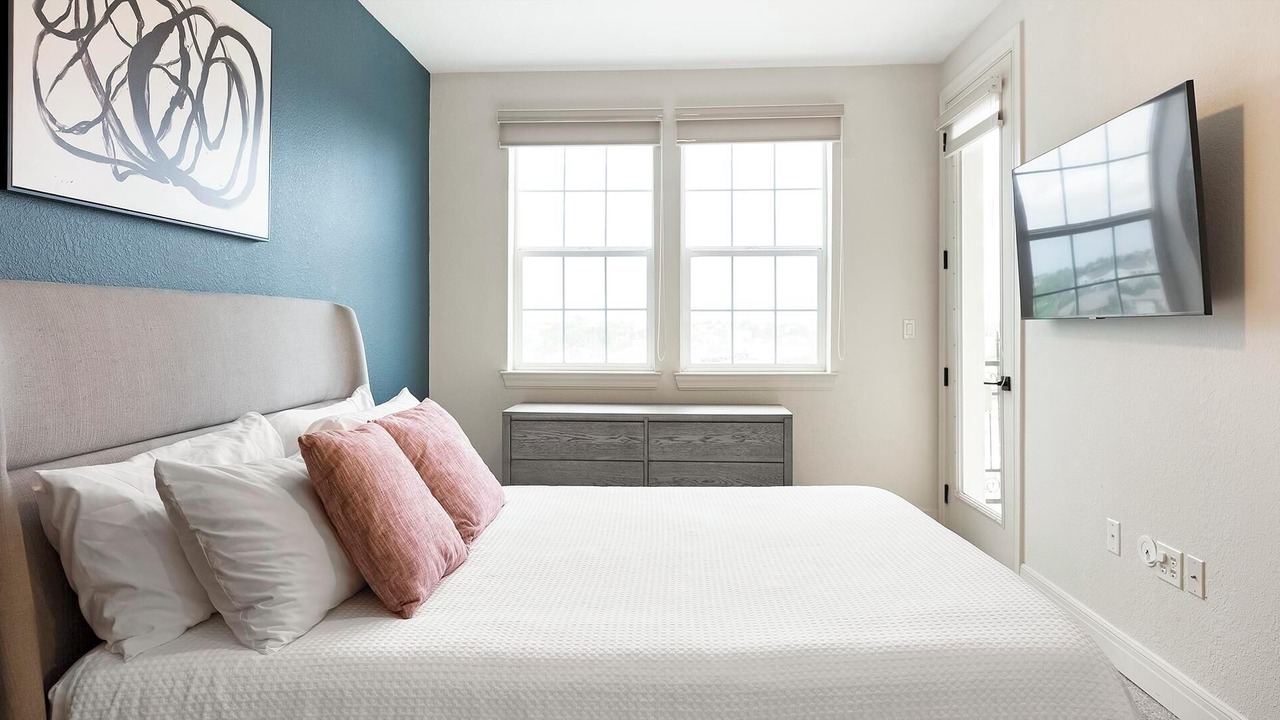 Photo of Bedroom in Overland Park