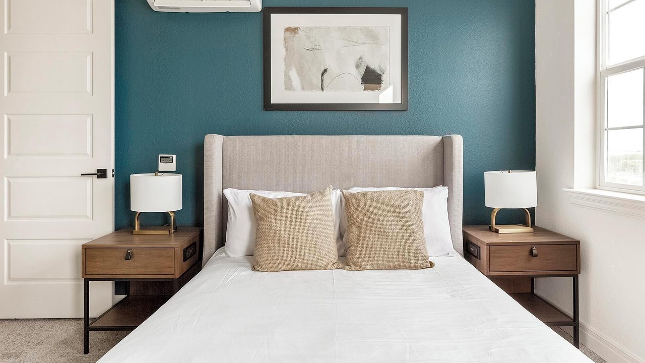 Photo of Bedroom in Overland Park