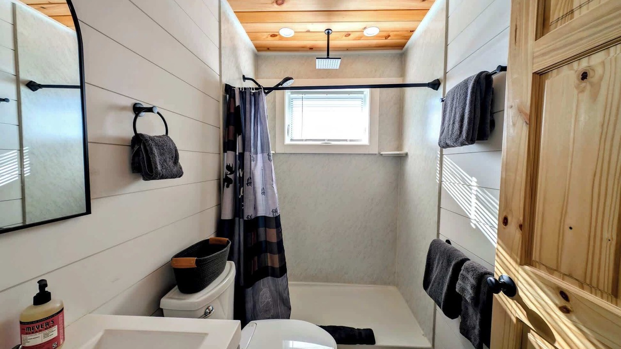 Photo of Bathroom in Sullivan