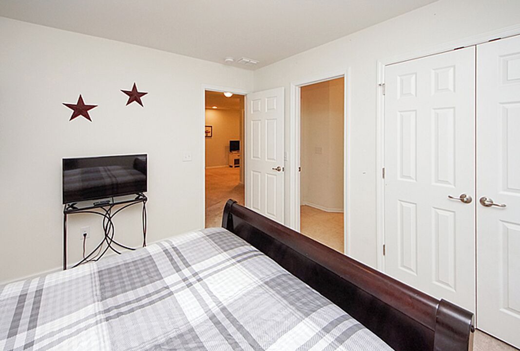 Photo of Bedroom in Summerville