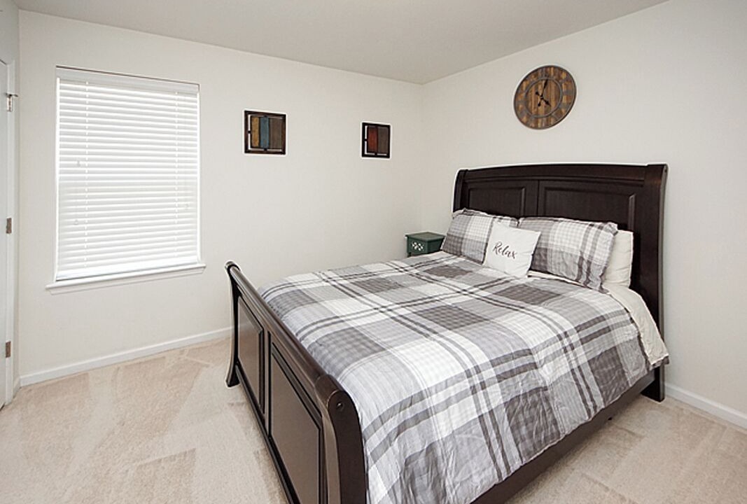 Photo of Bedroom in Summerville