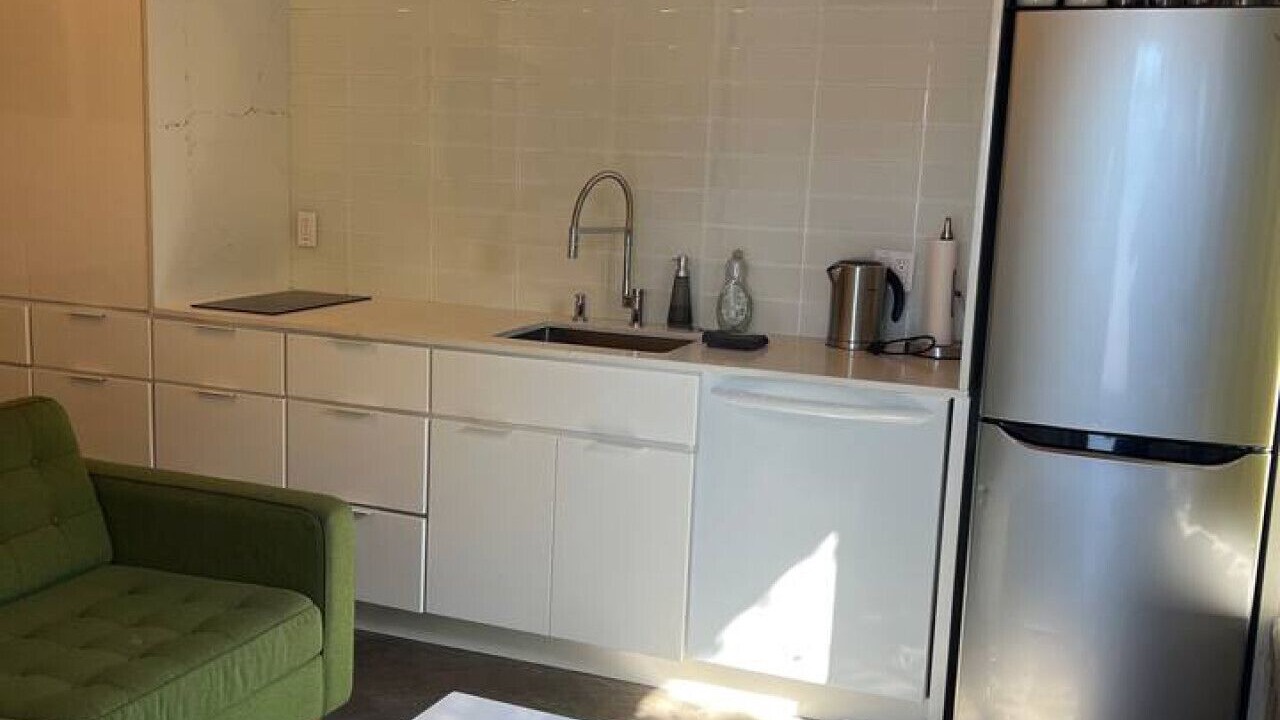 Photo of Livingroom in Piedmont Avenue